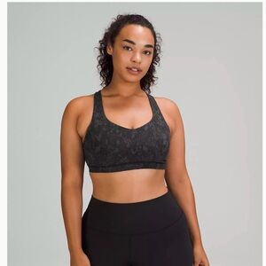 Lululemon Free To Be Serene Bra